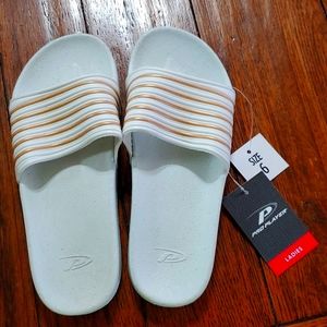 Ladies Summer Beach/Pool Slides.  Sz 6  NWT!!